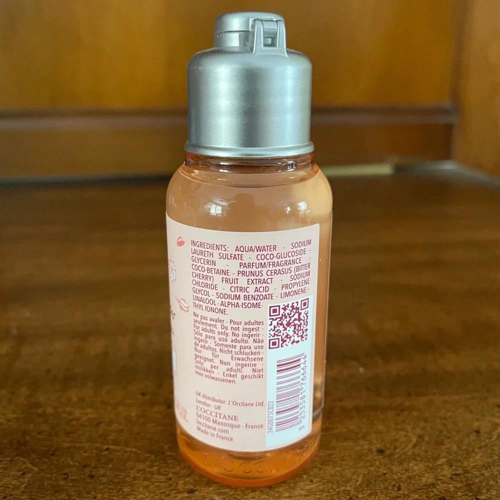 NEW L'Occitane Cherry Blossom‎ Hand Cream 2.6 oz and Shower Gel 2.5 oz Set